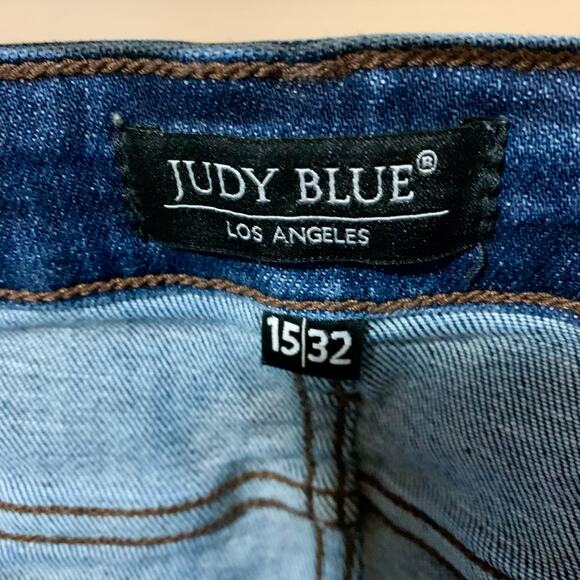 Judy Blue Los Angeles Slim Fit Jeans - Picture 4 of 5